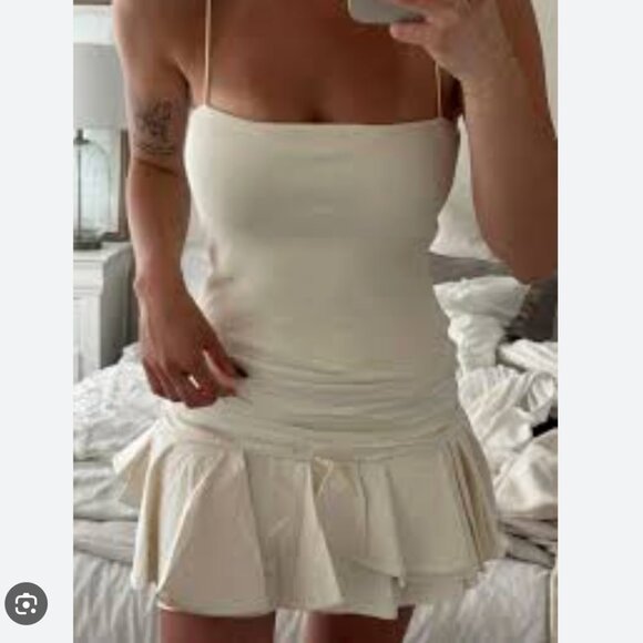 Zara Voluminous Combined Ruffle Short Dress NWT Ecru White Size Medium - Picture 6 of 11